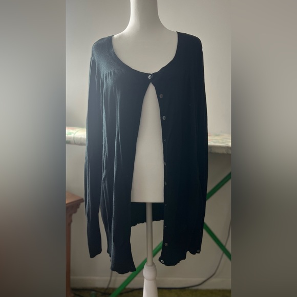 Old Navy Sweaters - Old Navy Black Cardigan